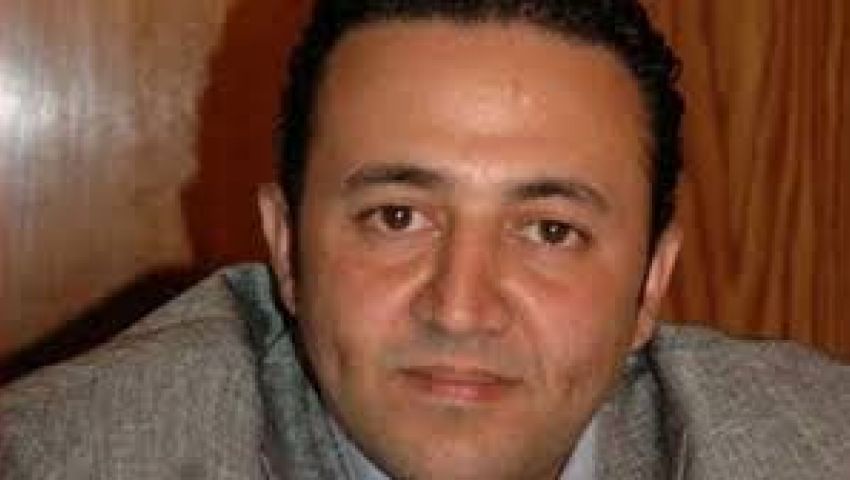عبد الهادي: من الإنصاف إقالة الببلاوى ومنصور